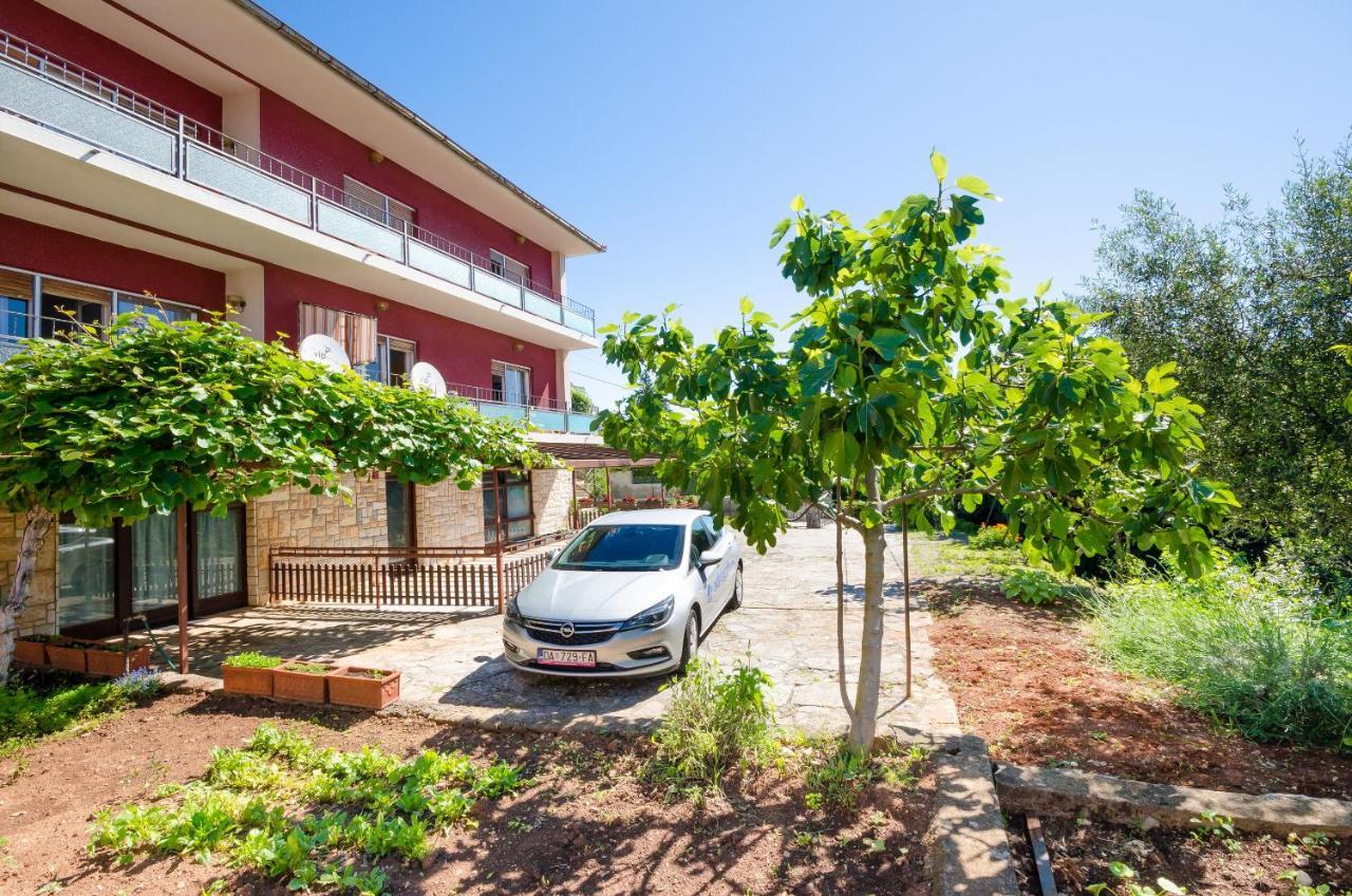 Apartments Mladen Jelica Ičići المظهر الخارجي الصورة